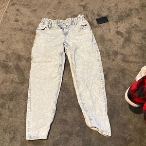 Bluenotes light washed mom jeans size XS